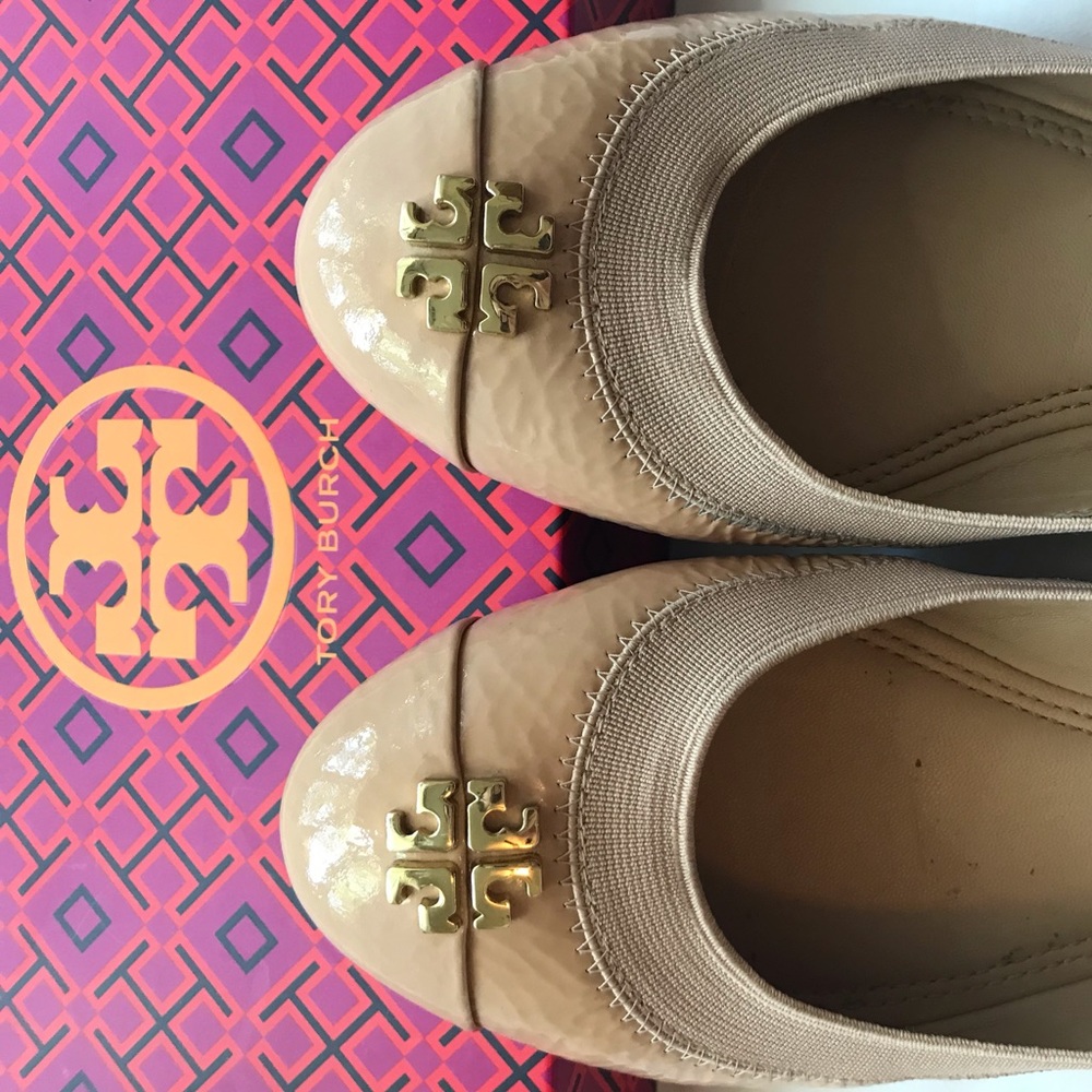 Tory Burch nude patent flats size 7.5